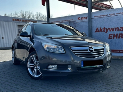 Opel Insignia I Sports Tourer 1.8 Twinport ECOTEC 140KM 2009