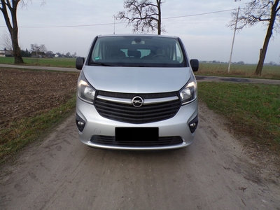 Opel Vivaro B Kombi Extra Long H1 2,9t 1.6 BiTurbo 125KM 2015
