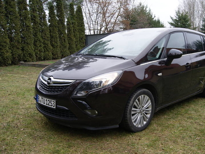 opel zafira 1,6 2015 panorama nawigacja klimatronik