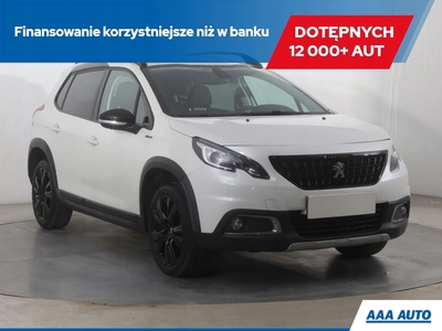 Peugeot 2008 I SUV Facelifting 1.2 PureTech 110KM 2016