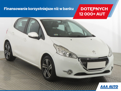 Peugeot 208 I Hatchback 5d Facelifting 1.2 PureTech 82KM 2016