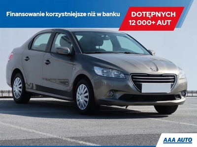 Peugeot 301 Sedan 1.6 VTi 115KM 2013