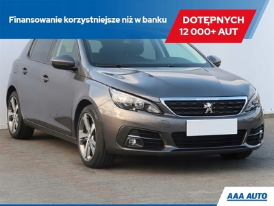 Peugeot 308 II Hatchback Facelifting 1.2 PureTech 130KM 2019