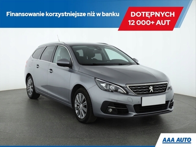 Peugeot 308 II SW Facelifting 1.2 PureTech 130KM 2021