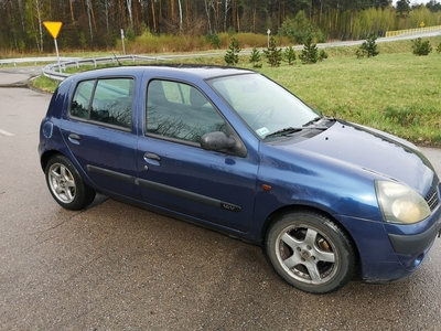 Renault Clio II Hatchback 1.2 i 16V 75KM 2001