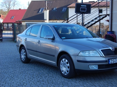 Skoda Octavia II Hatchback 1.6 MPI 102KM 2008