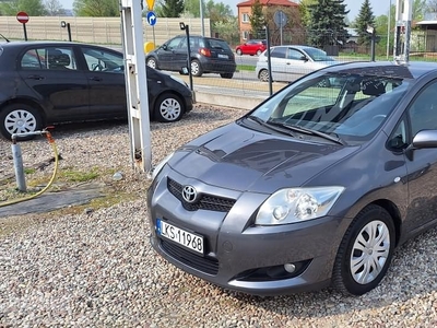 Toyota Auris I