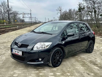 Toyota Auris I Hatchback 1.6 i 16V VVT-i 124KM 2008