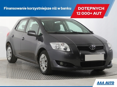 Toyota Auris I Hatchback 2.0 D-4D 125KM 2007