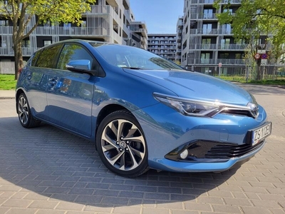 Toyota Auris II 2015