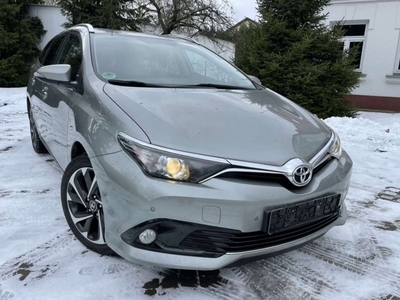 Toyota Auris II Touring Sports Facelifting 1.2 D-4T 116KM 2016