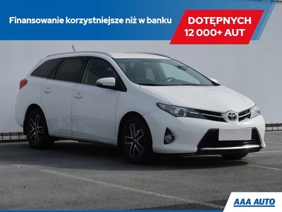 Toyota Auris II Touring Sports Valvematic 130 132KM 2014