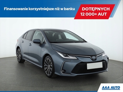 Toyota Corolla XII Sedan 1.8 Hybrid 122KM 2019