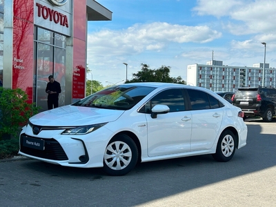 Toyota Corolla XII Sedan 1.8 Hybrid 122KM 2021