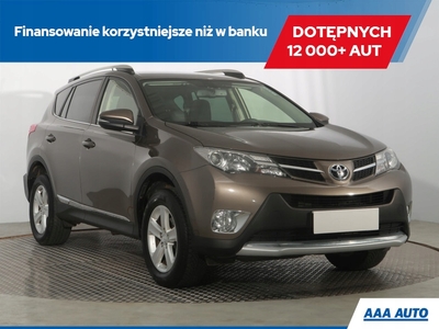 Toyota RAV4 IV MPV D-4D 125 124KM 2013