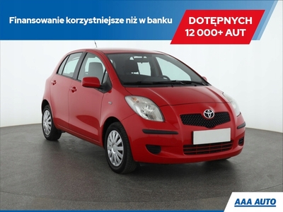 Toyota Yaris II Hatchback 5d 1.3 i VVT-i 86KM 2008