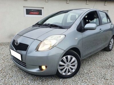 Toyota Yaris II Hatchback 5d 1.3 i VVT-i 86KM 2008