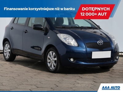 Toyota Yaris II Hatchback 5d 1.3 i VVT-i 86KM 2008