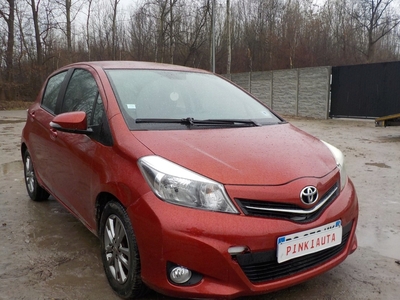 Toyota Yaris III Hatchback 5d Facelifting 1.33 Dual VVT-i 99KM 2014