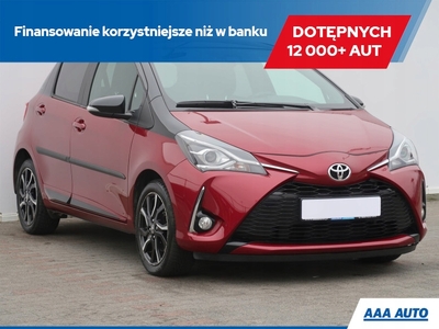 Toyota Yaris III Hatchback 5d Facelifting 2017 1.5 Dual VVT-iE 111KM 2017