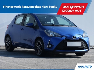 Toyota Yaris III Hatchback 5d Facelifting 2017 1.5 Dual VVT-iE 111KM 2019