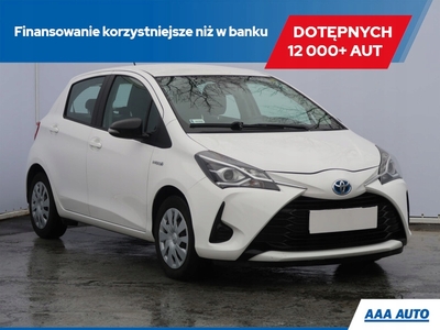 Toyota Yaris III Hatchback 5d Facelifting Hybrid 100KM 2017