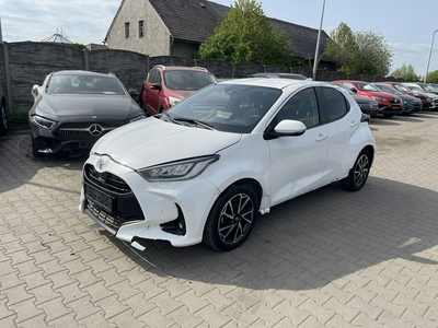 Toyota Yaris IV Hatchback 1.5 Dynamic Force 125KM 2020