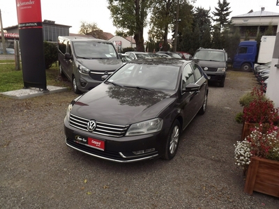 Volkswagen Passat B6 Sedan 1.6 TDI-CR DPF BlueMotion 105KM 2010