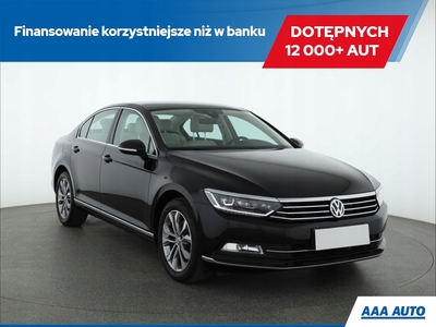 Volkswagen Passat B8 Limousine 1.8 TSI BlueMotion Technology 180KM 2016