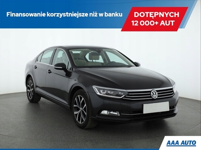 Volkswagen Passat B8 Limousine 2.0 TDI BlueMotion Technology 150KM 2018