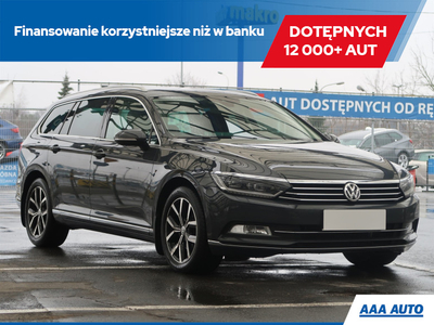 Volkswagen Passat B8 Variant 2.0 TDI 190KM 2015