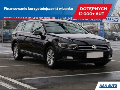 Volkswagen Passat B8 Variant 2.0 TDI BlueMotion SCR 150KM 2016