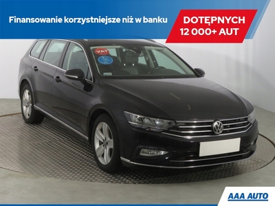 Volkswagen Passat B8 Variant Facelifting 2.0 TDI SCR 150KM 2020