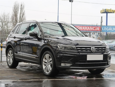 Volkswagen Tiguan , Salon Polska, Serwis ASO, DSG, Skóra, Navi, Klimatronic,