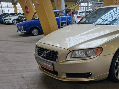 Volvo S80 II Sedan 2.0 F 145KM 2008