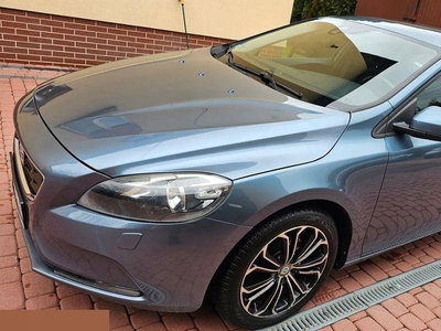 Volvo V40 II Hatchback 1.6 T3 150KM 2012