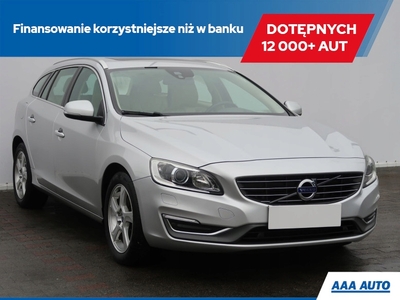 Volvo V60 I Kombi Facelifting 1.6 D2 115KM 2013