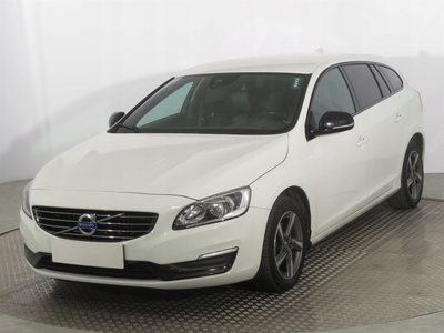 Volvo V60 I Kombi Facelifting 2.0 D2 DRIVE-E 120KM 2018