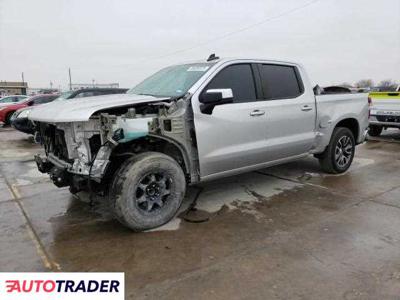 Chevrolet Silverado 5.0 benzyna 2020r. (GRAND PRAIRIE)