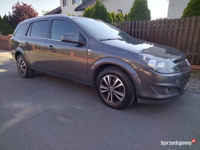 Opel Astra H Benzyna 2010 rok