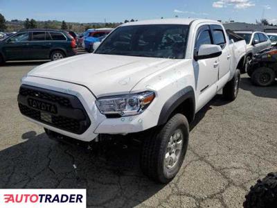 Toyota Tacoma 3.0 benzyna 2021r. (VALLEJO)