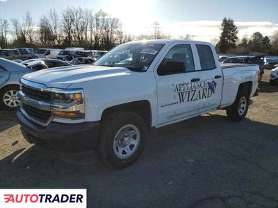 Chevrolet Silverado 5.0 benzyna 2019r. (PORTLAND)