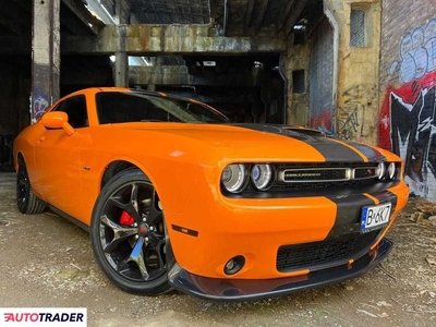 Dodge Challenger 5.7 benzyna 381 KM 2019r. (mielec)