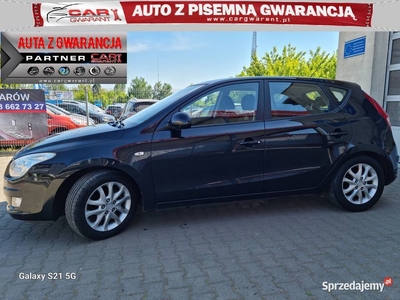 Hyundai i30 I 1.6 122 KM 2 kompl. kół alufelgi klima gwarancja