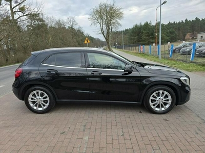 Mercedes GLA 180 benzynka z bardzo niskim przebiegiem 100 tys km !!!