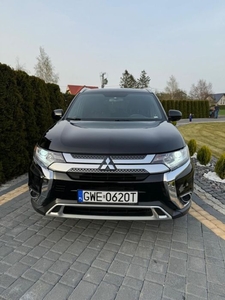 Mitsubishi Outlander 2.4 4WD CVT Intense. Stan Ide