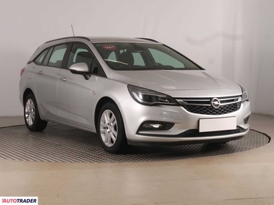 Opel Astra 1.6 108 KM 2017r. (Piaseczno)