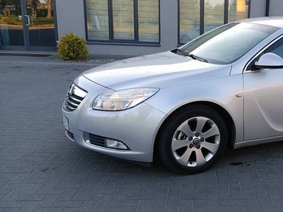 OPEL INSIGNIA 1.8 BENZYNA LPG 2009 ROK