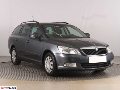 Skoda Octavia 1.6 103 KM 2010r. (Piaseczno)