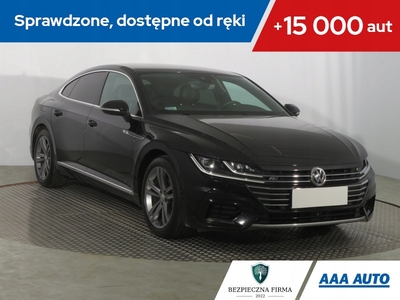 Volkswagen Arteon Fastback 2.0 TSI 190KM 2017